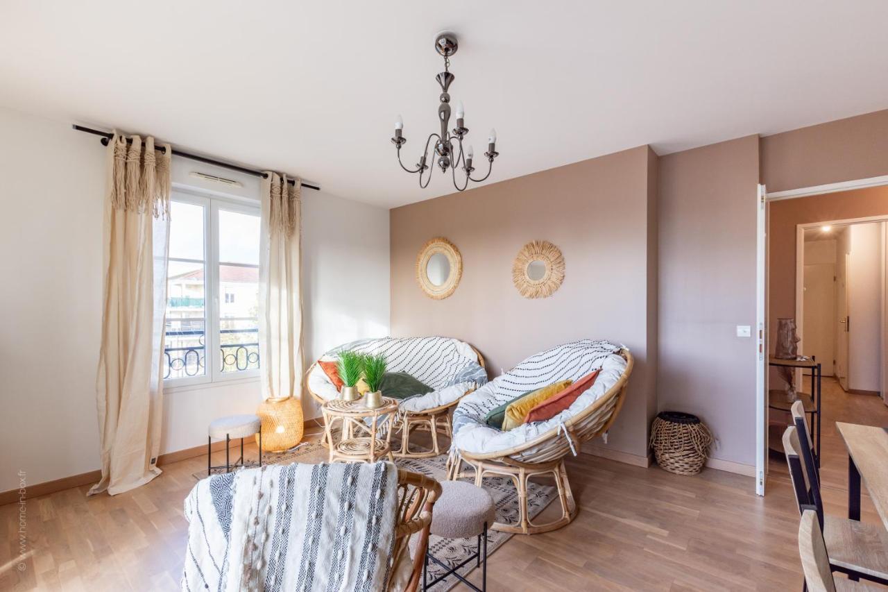 Luxe Flat For 7 - Fairytale Factory Apartment Биси Сен Жорж Екстериор снимка