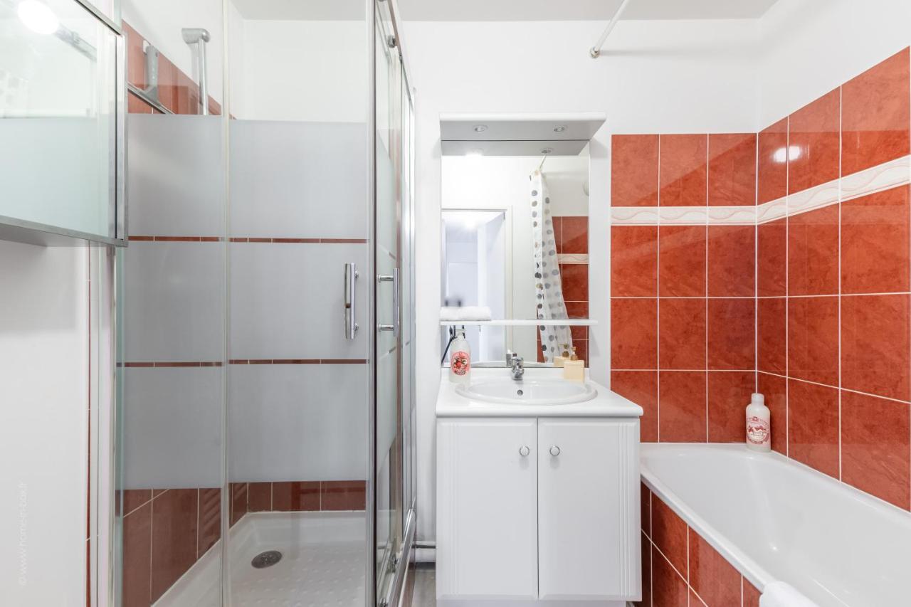 Luxe Flat For 7 - Fairytale Factory Apartment Биси Сен Жорж Екстериор снимка
